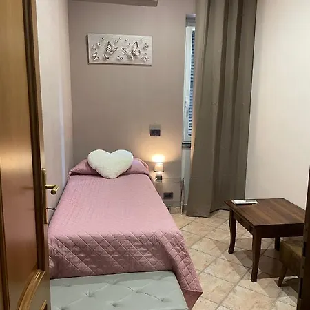 בית הארחה Mariposa 3*